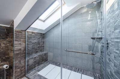 Seamless Glass Shower